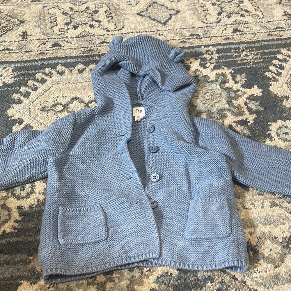 Gap sweater - Picture 3 of 3